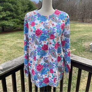 Simply Basic scrubs scrub jacket snaps Mother’s Day spring floral pastels medium